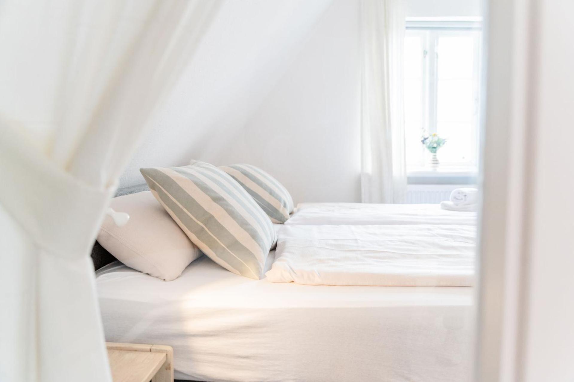 Hafenblick Ferienwohnung In Der Altstadt Mit Parkplatz Flensburg Dış mekan fotoğraf